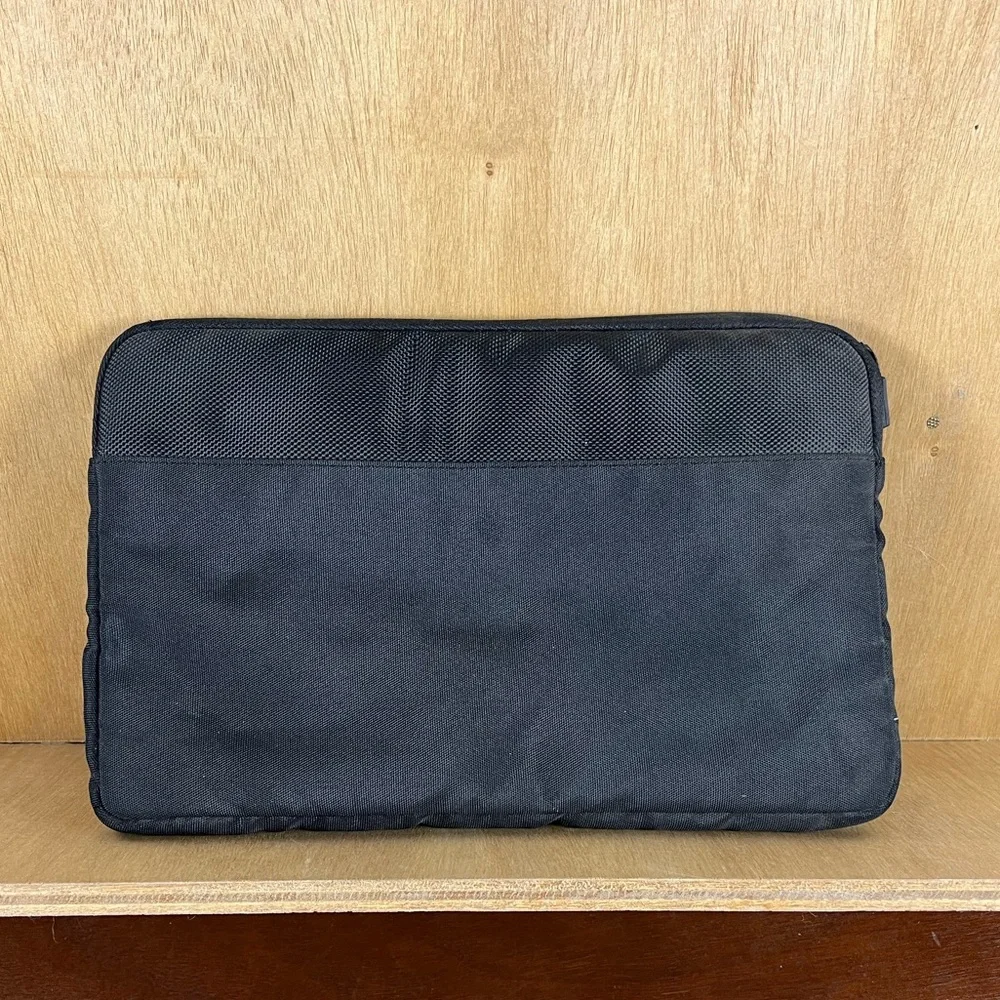 Incipio Tablet Sleeve